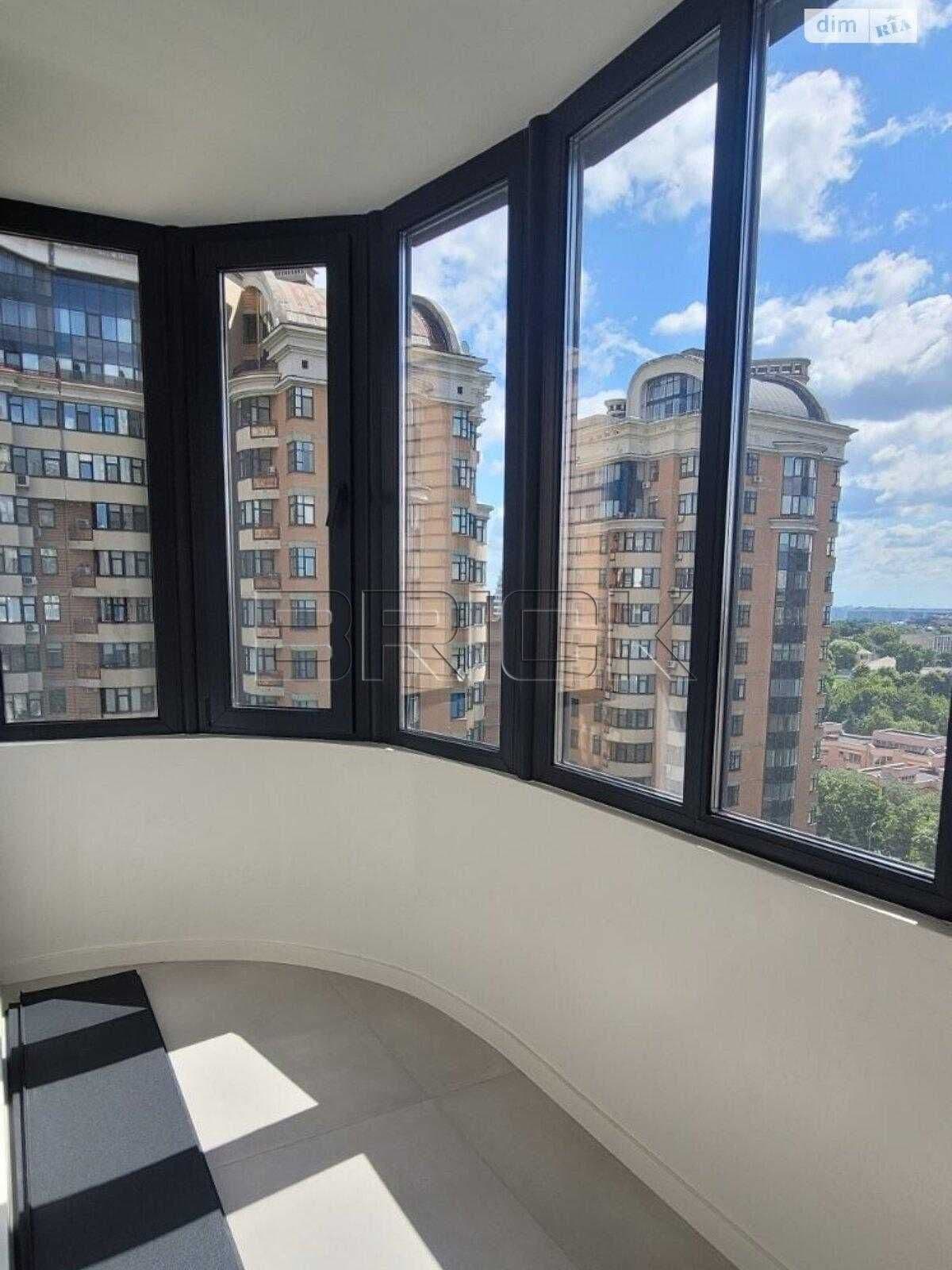 Продаж 3-кімнатної квартири, 101 м², Печерський р-н 1