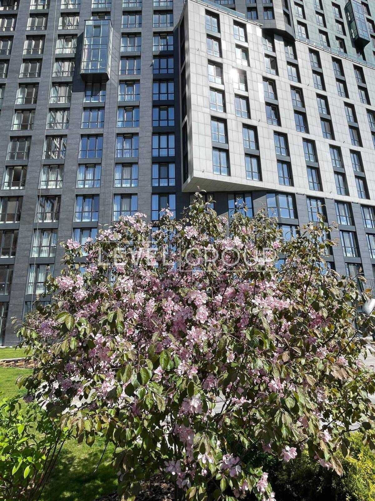 Продаж 2-кімнатної квартири, 99.1 м², Шевченківський р-н 1