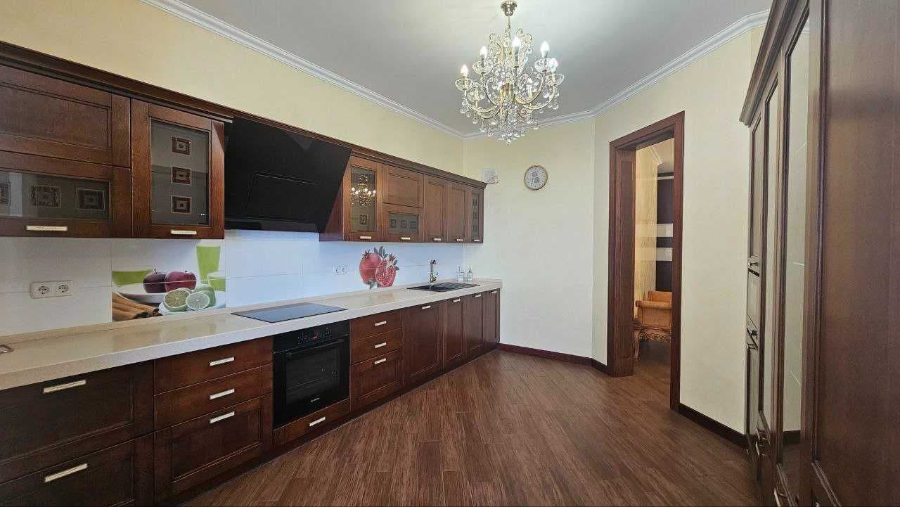 Оренда 3-кімнатної квартири, 140 м², Печерський р-н 3