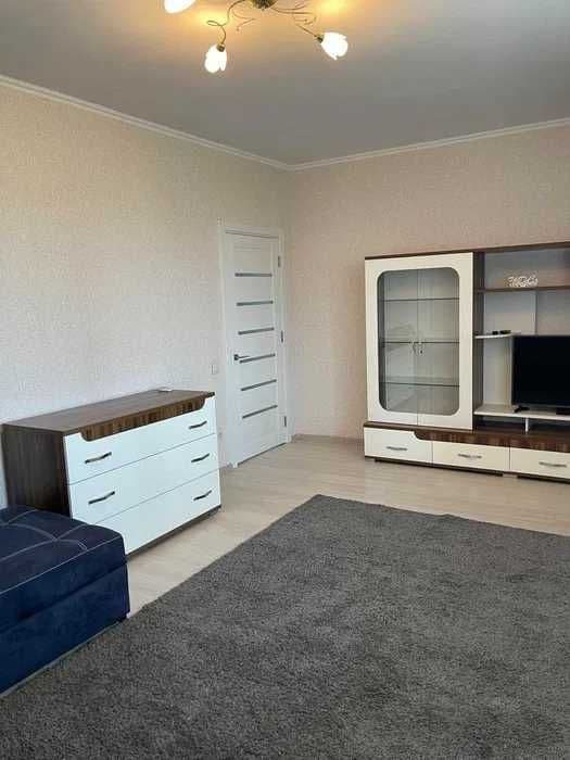Оренда 2-кімнатної квартири, 77 м², Печерський р-н 5