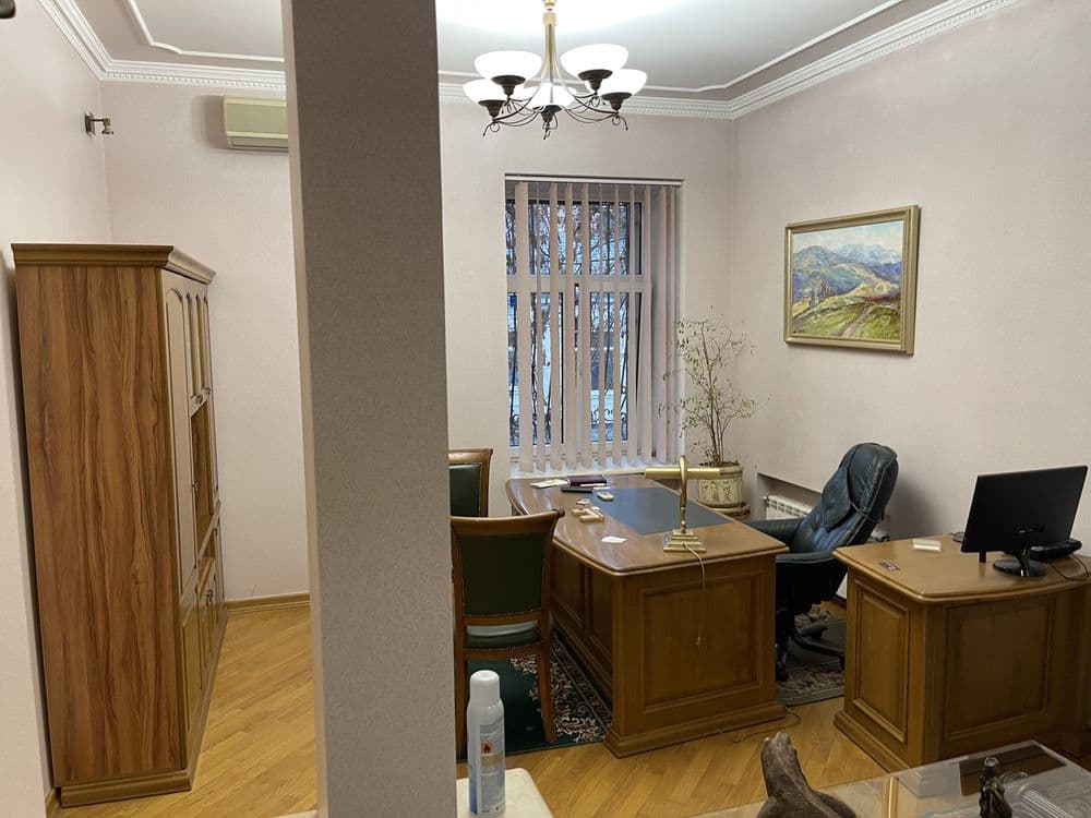 Оренда комерційного приміщення, 90 м², Печерський р-н 3