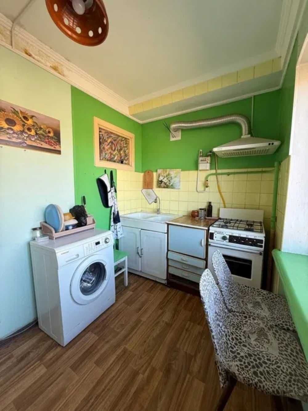 Продаж 2-кімнатної квартири, 45 м², Печерський р-н 4