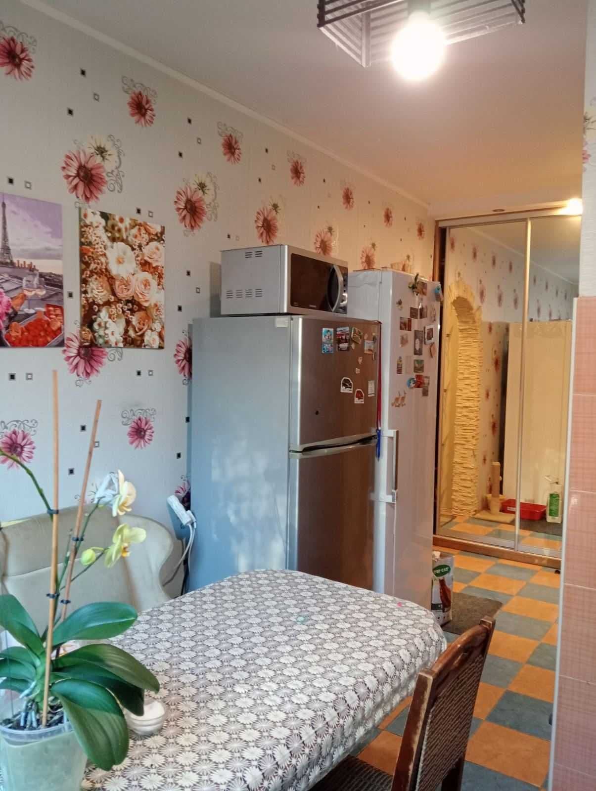 Продаж 2-кімнатної квартири, 56 м², Подільський р-н 1
