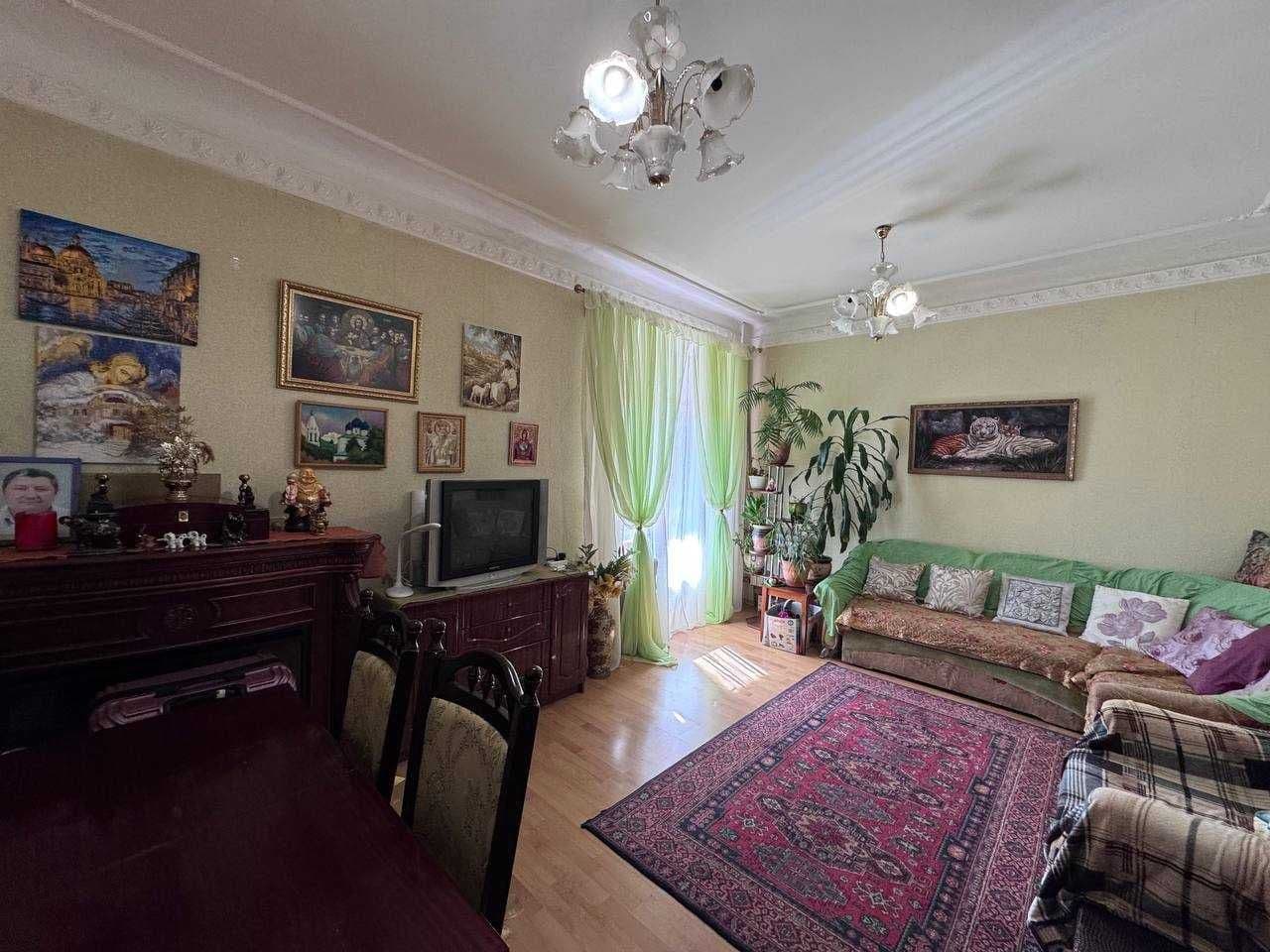 Продаж 3-кімнатної квартири, 70 м², Голосіївський р-н 1
