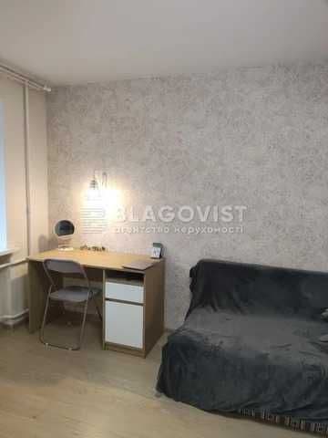 Продаж 1-кімнатної квартири, 45 м², Печерський р-н 5