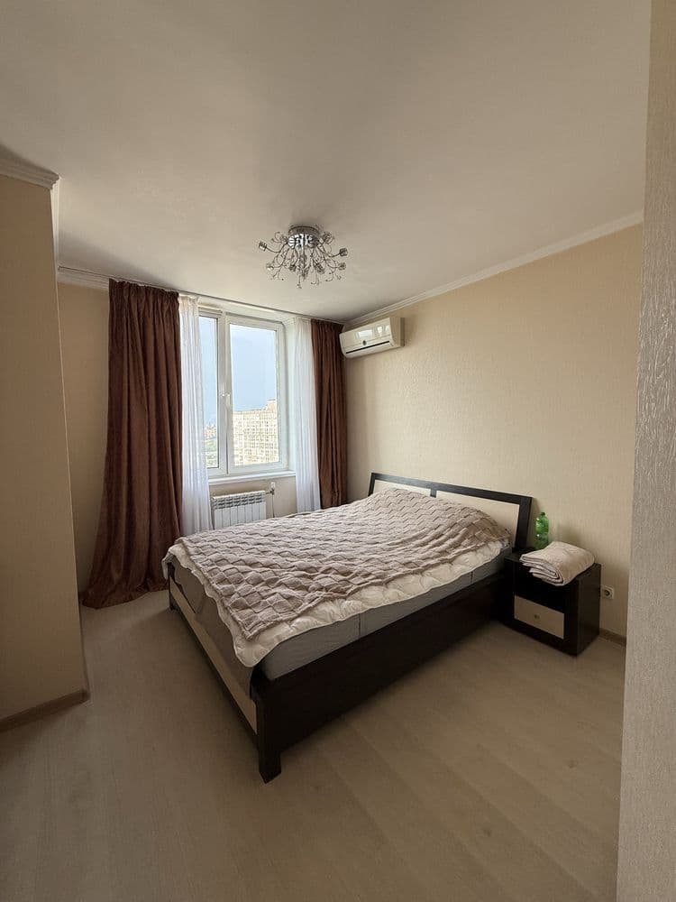 Продаж 2-кімнатної квартири, 69.4 м², Дарницький р-н 3
