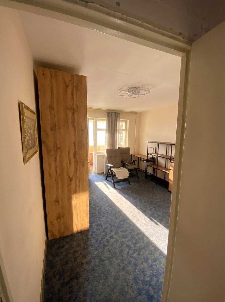 Продаж 1-кімнатної квартири, 40 м², Печерський р-н 4