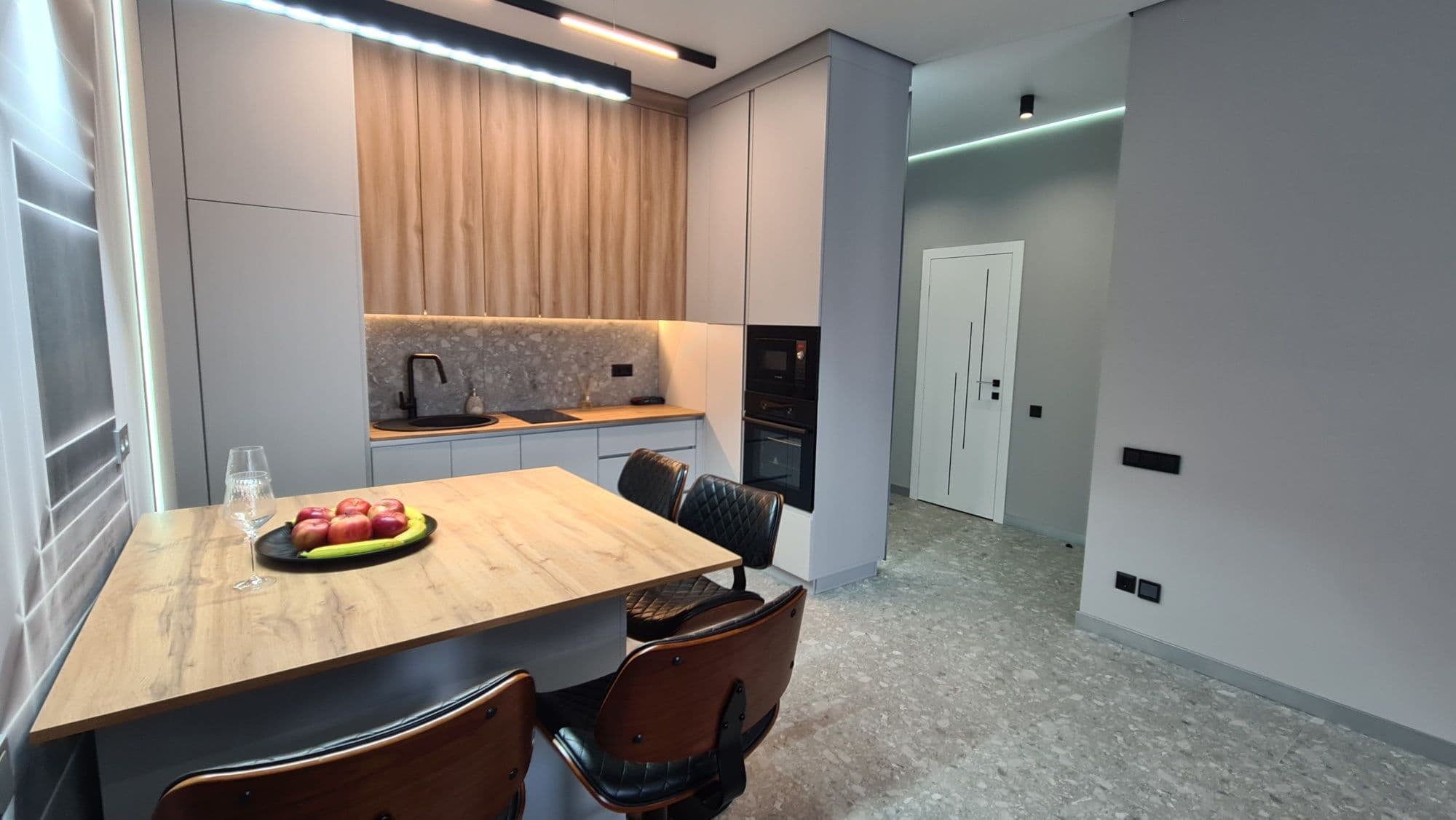 Продаж 2-кімнатної квартири, 57 м², ЖК «Edelweiss House» 3