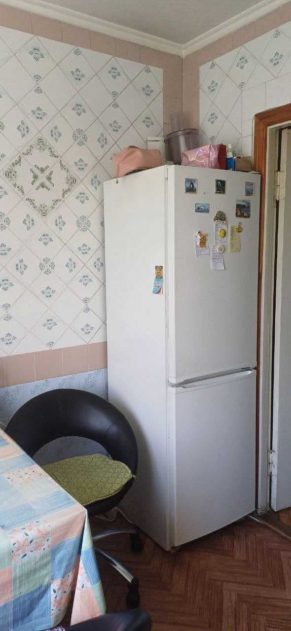 Продаж 3-кімнатної квартири, 80 м², Дарницький р-н 3