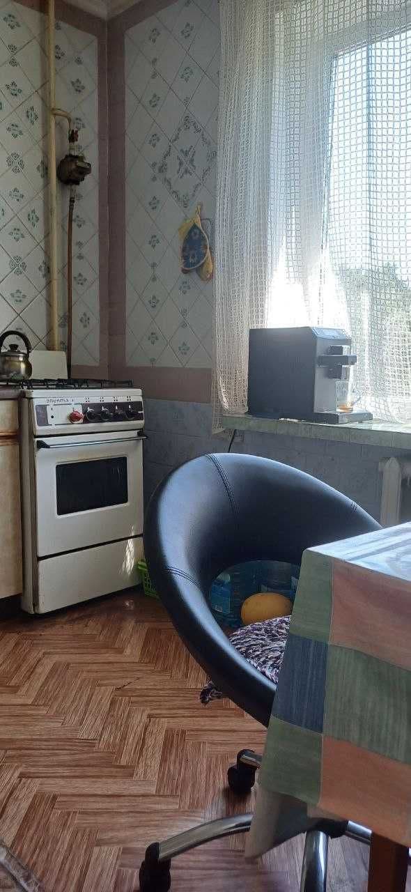 Продаж 3-кімнатної квартири, 80 м², Дарницький р-н 1