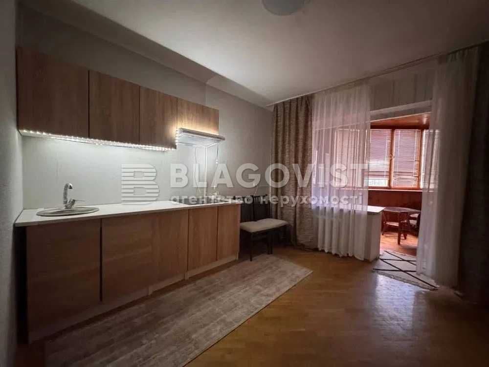 Продаж 2-кімнатної квартири, 61 м², Дарницький р-н 3