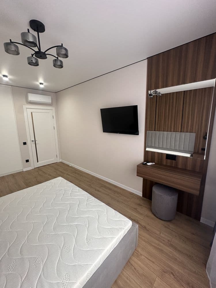 Оренда 3-кімнатної квартири, 80 м², ЖК «Багговутівський» 5