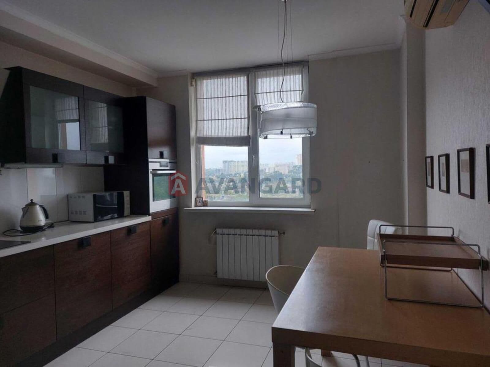 Продаж 4-кімнатної квартири, 158 м², Голосіївський р-н 4