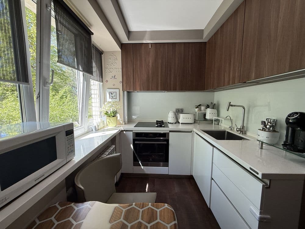 Продаж 2-кімнатної квартири, 45 м², Печерський р-н 2