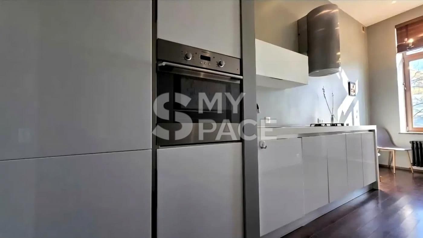 Продаж 1-кімнатної квартири, 54 м², Шевченківський р-н 4