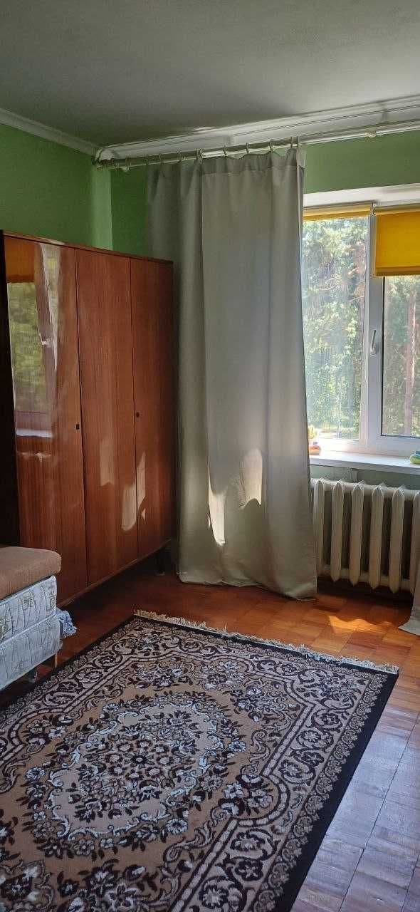 Продаж 3-кімнатної квартири, 80 м², Дарницький р-н 4