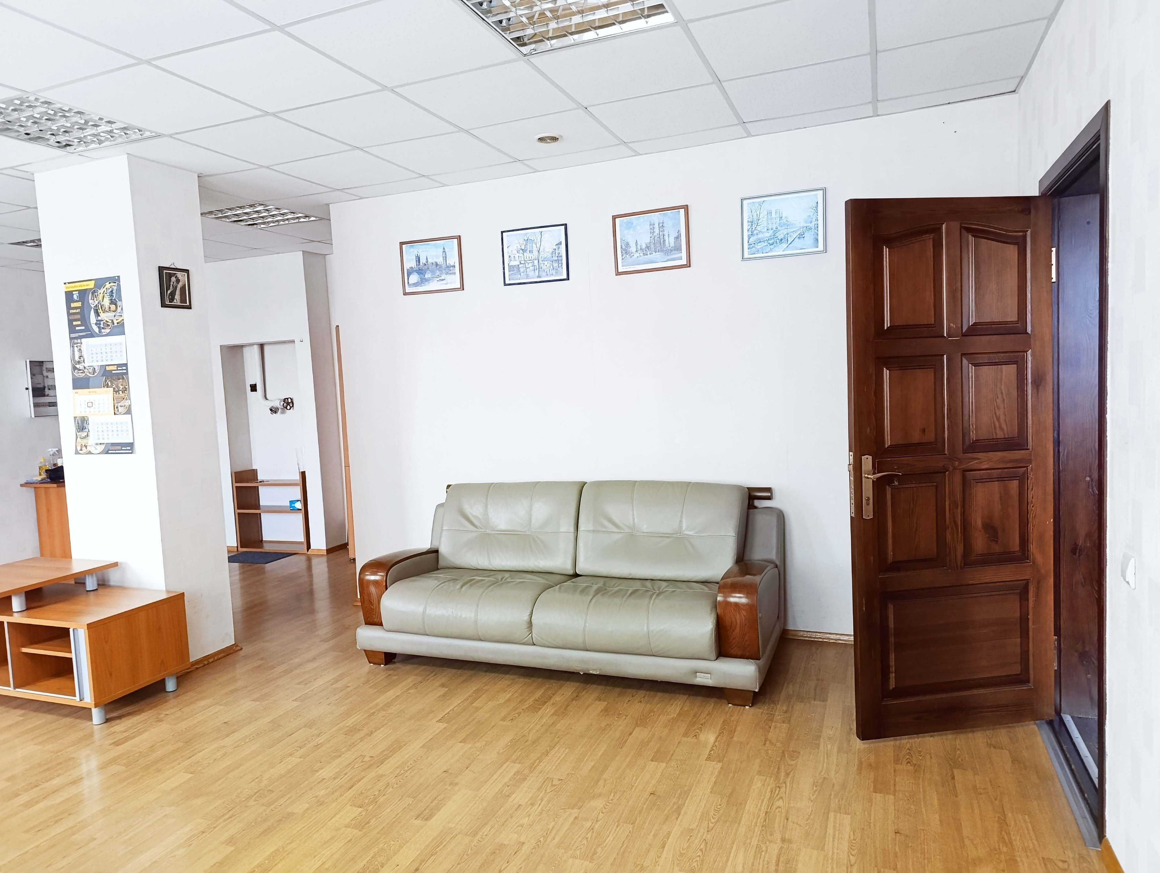 Оренда комерційного приміщення, 62 м², Дарницький р-н 2