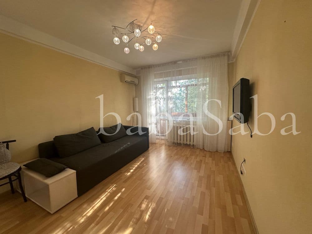 Продаж 2-кімнатної квартири, 38.4 м², Голосіївський р-н 2