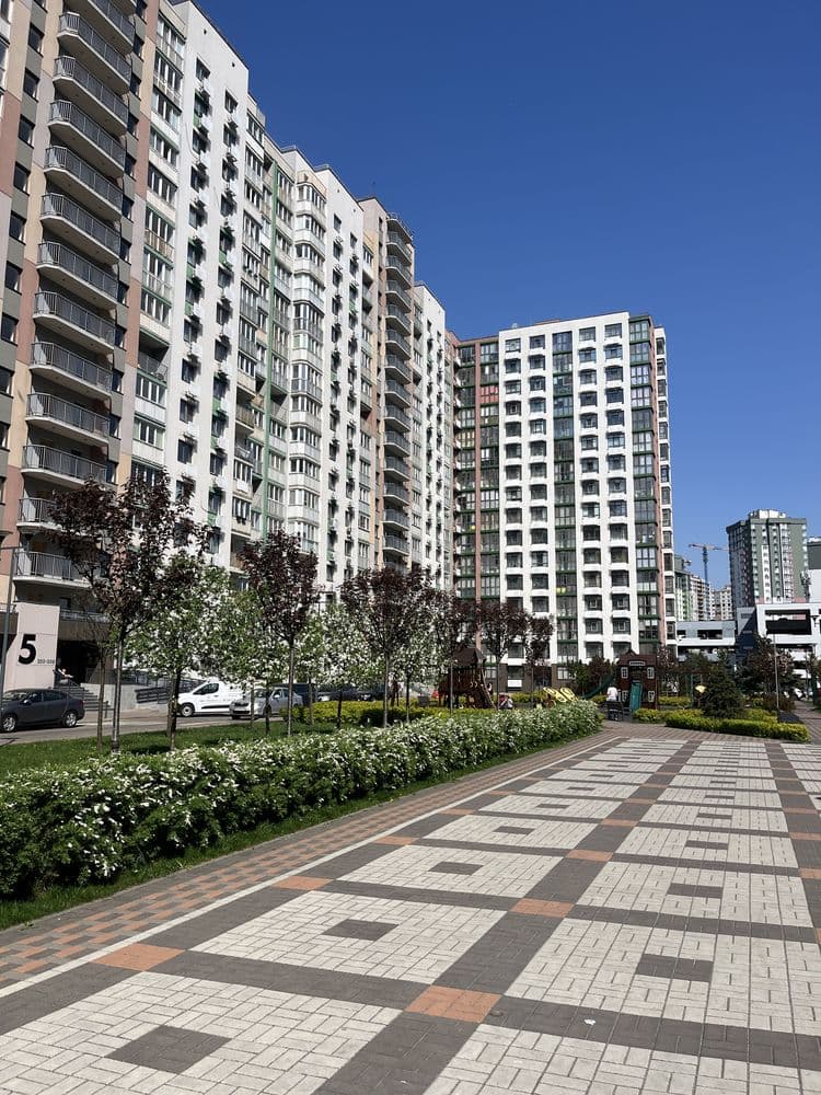 Продаж 1-кімнатної квартири, 40 м², Подільський р-н 1