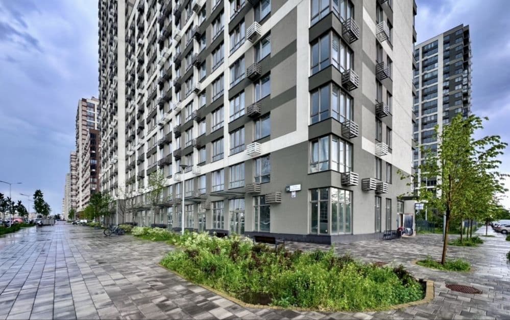 Оренда комерційного приміщення, 190 м², Подільський р-н 3