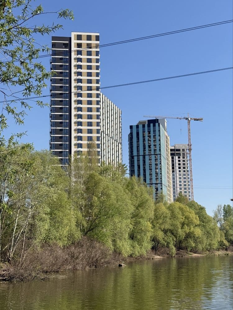 Продаж 1-кімнатної квартири, 49 м², Дарницький р-н 4