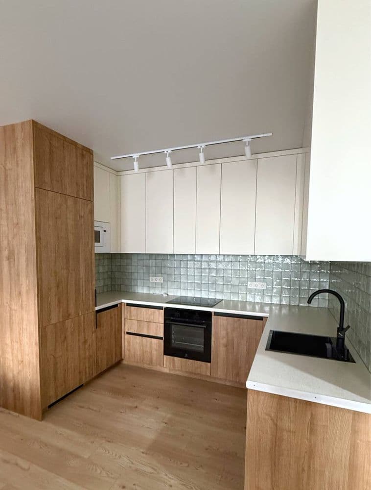 Оренда 2-кімнатної квартири, 78.5 м², ЖК «Славутич» 3