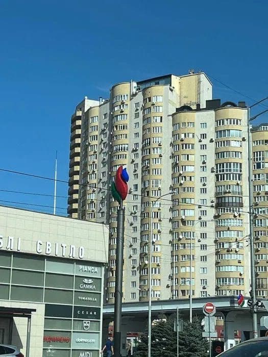 Продаж 3-кімнатної квартири, 116 м², Дарницький р-н 5