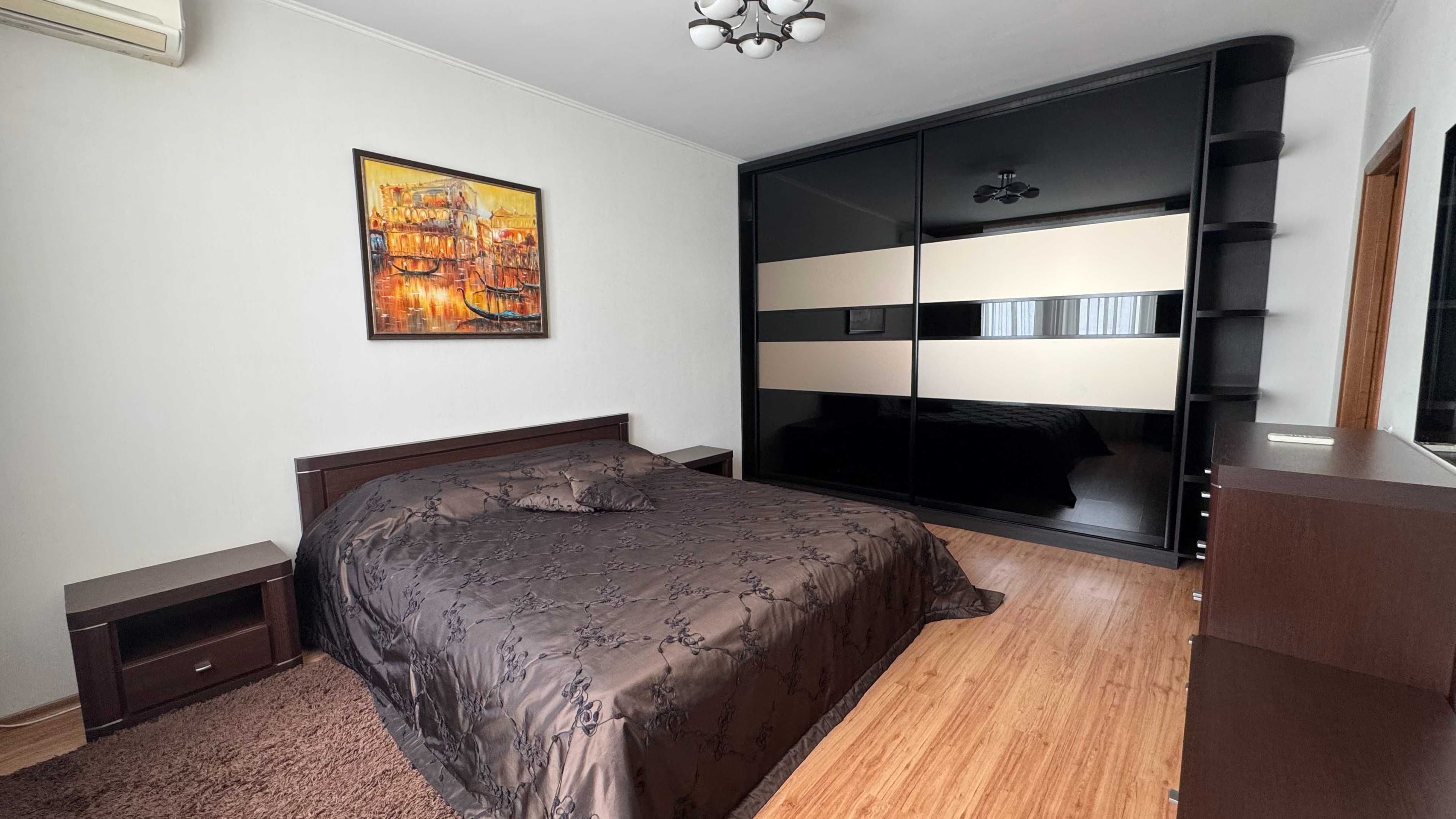 Продаж 2-кімнатної квартири, 73.2 м², Дарницький р-н 4