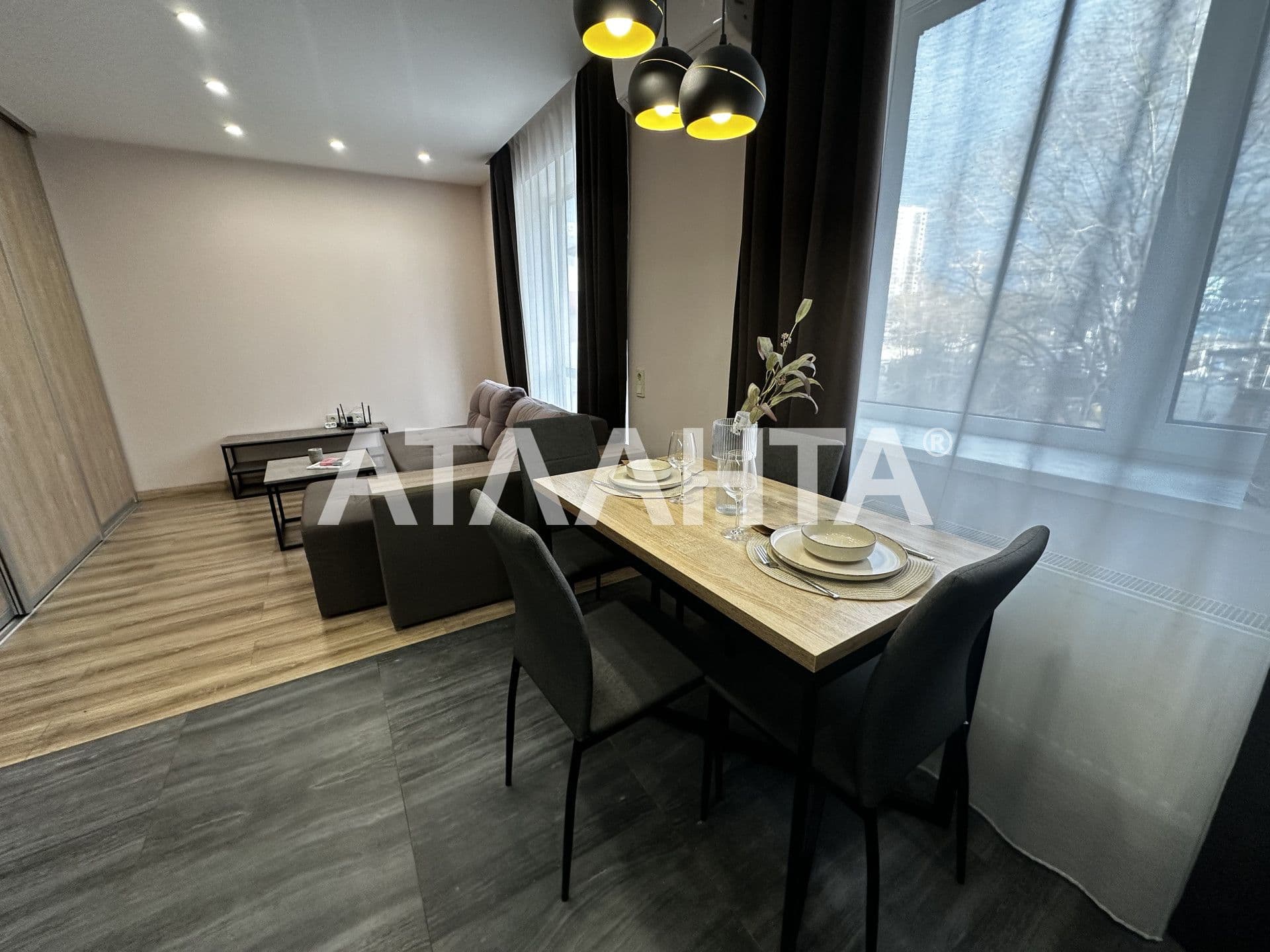 Продаж 1-кімнатної квартири, 40 м², Голосіївський р-н 4