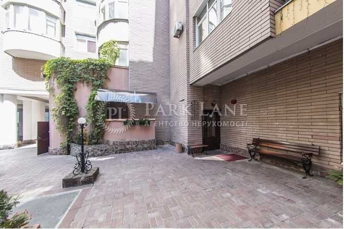 Продаж 3-кімнатної квартири, 190 м², Голосіївський р-н 3