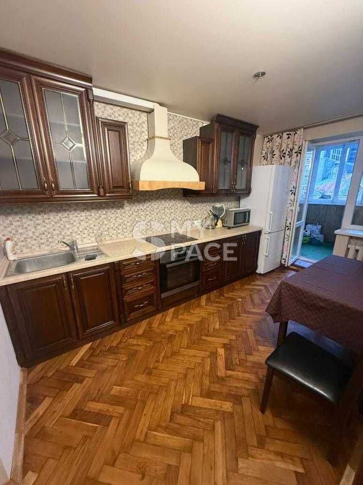 Продаж 3-кімнатної квартири, 70 м², Голосіївський р-н 1