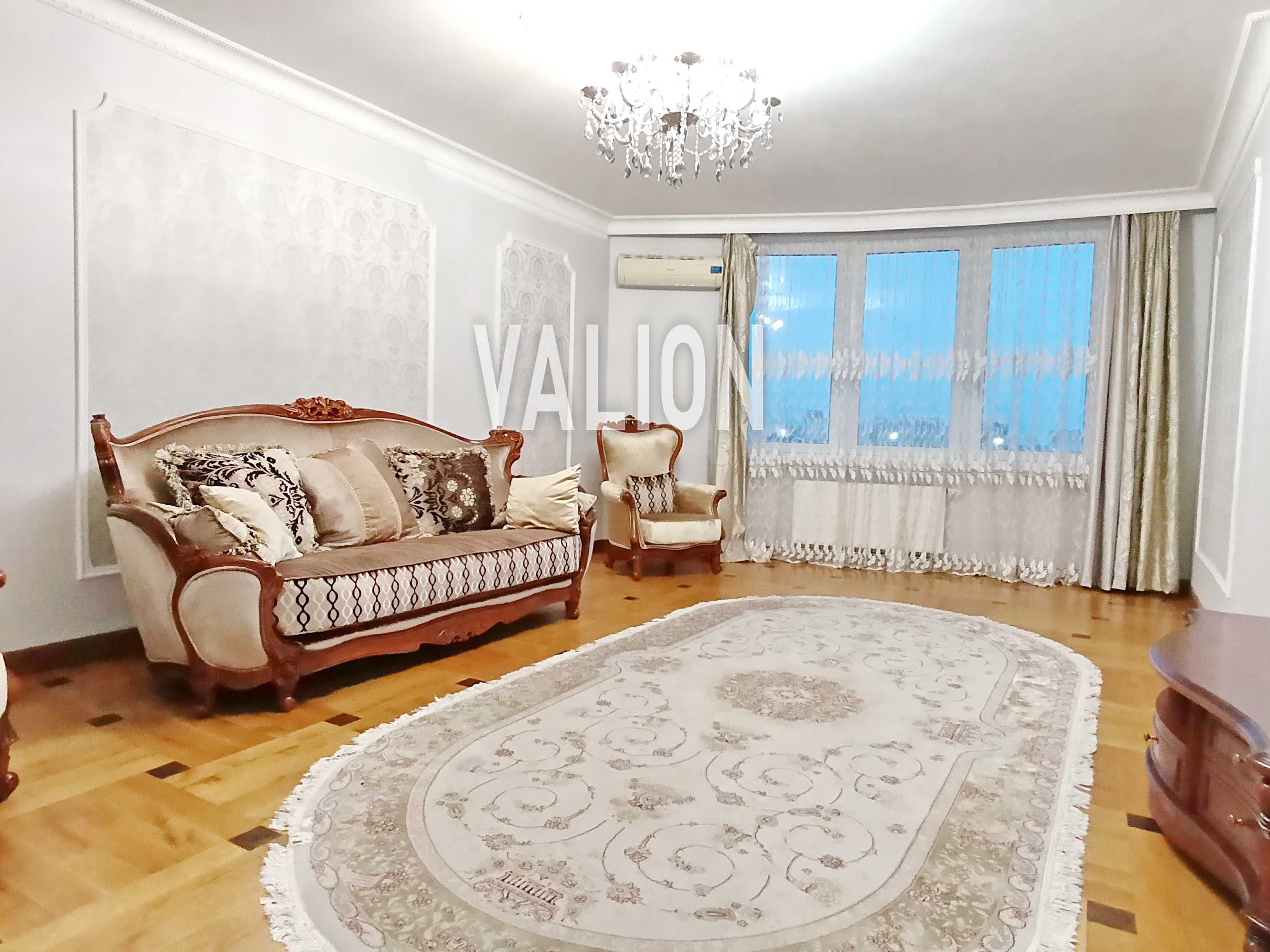 Продаж 3-кімнатної квартири, 117 м², Печерський р-н 5