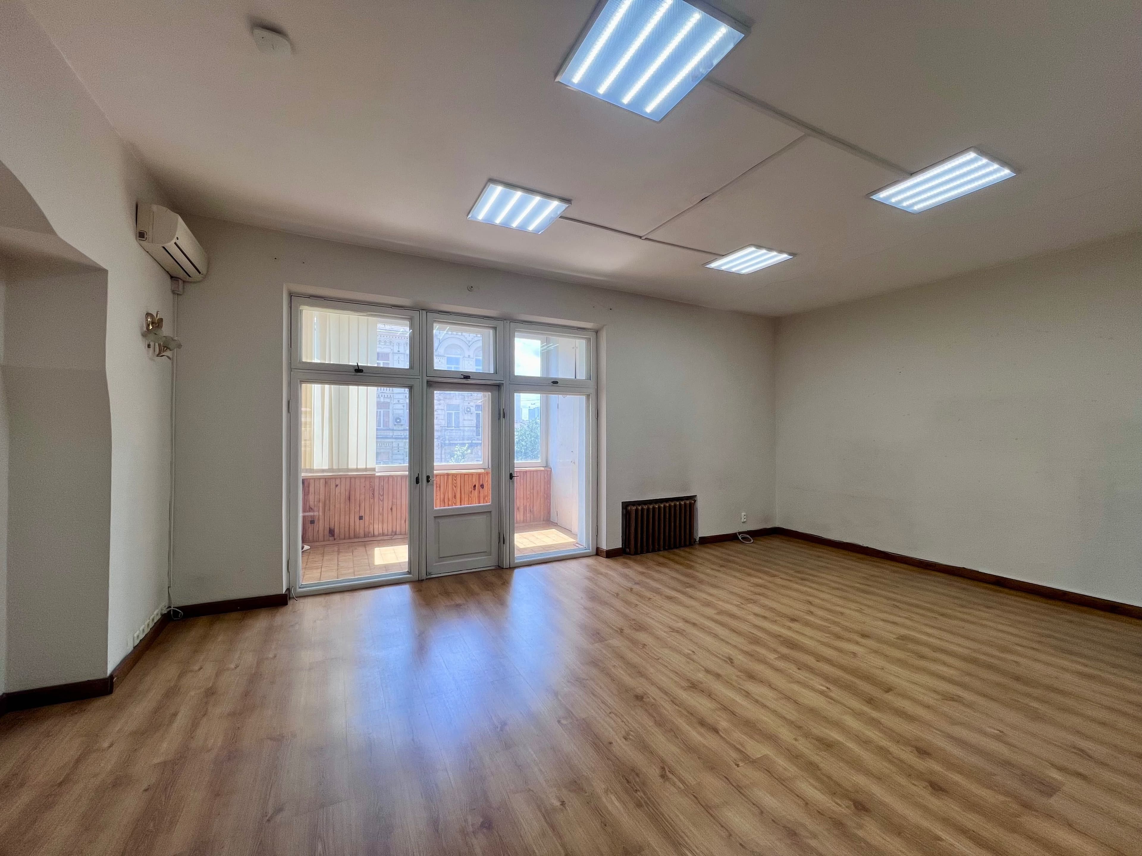 Оренда комерційного приміщення, 150 м², Печерський р-н 3