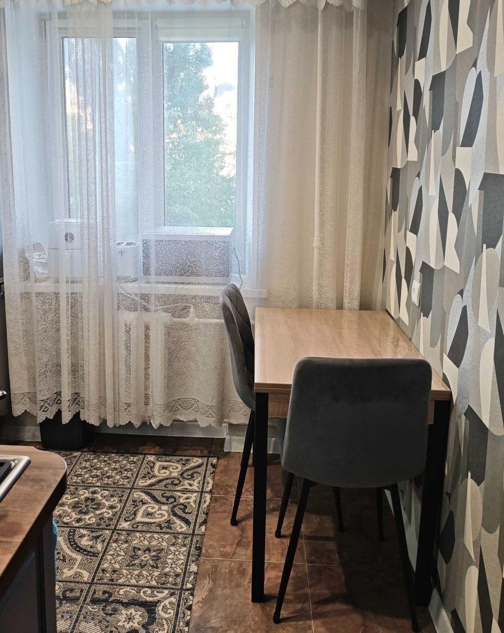 Продаж 2-кімнатної квартири, 47 м², Дарницький р-н 3