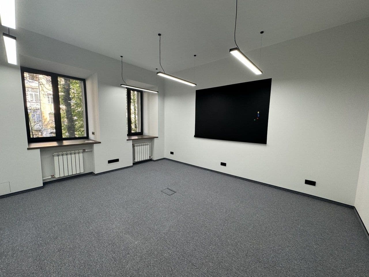 Оренда комерційного приміщення, 90 м², Шевченківський р-н 1