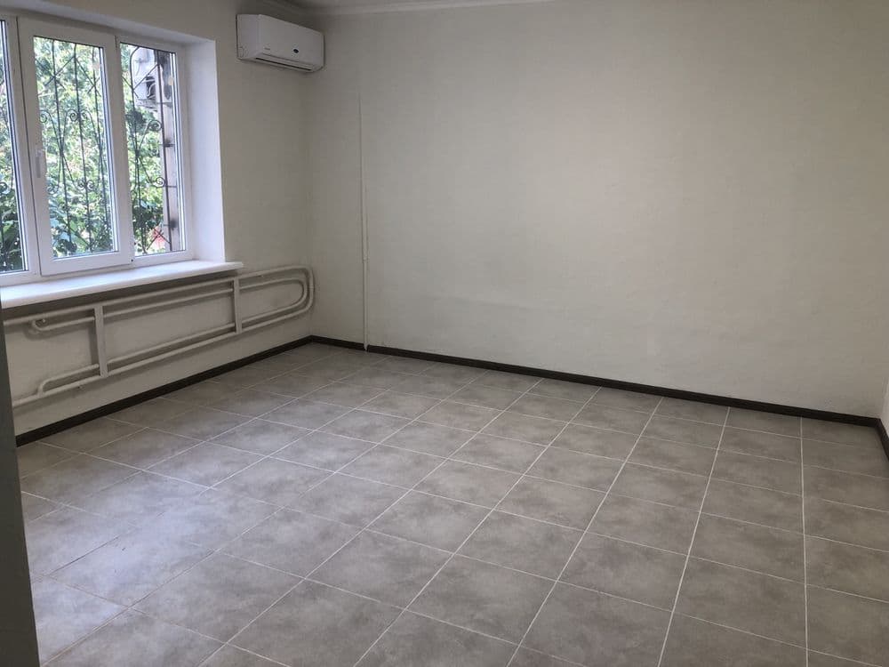 Оренда комерційного приміщення, 93 м², Голосіївський р-н 3