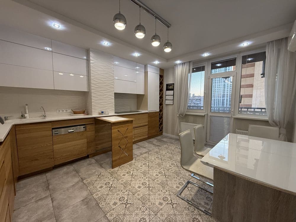 Оренда 3-кімнатної квартири, 126 м², Шевченківський р-н 2