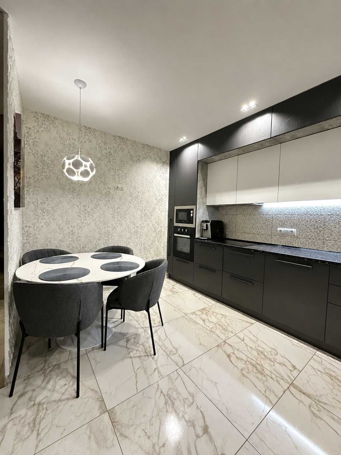 Продаж 3-кімнатної квартири, 92 м², Дарницький р-н 2
