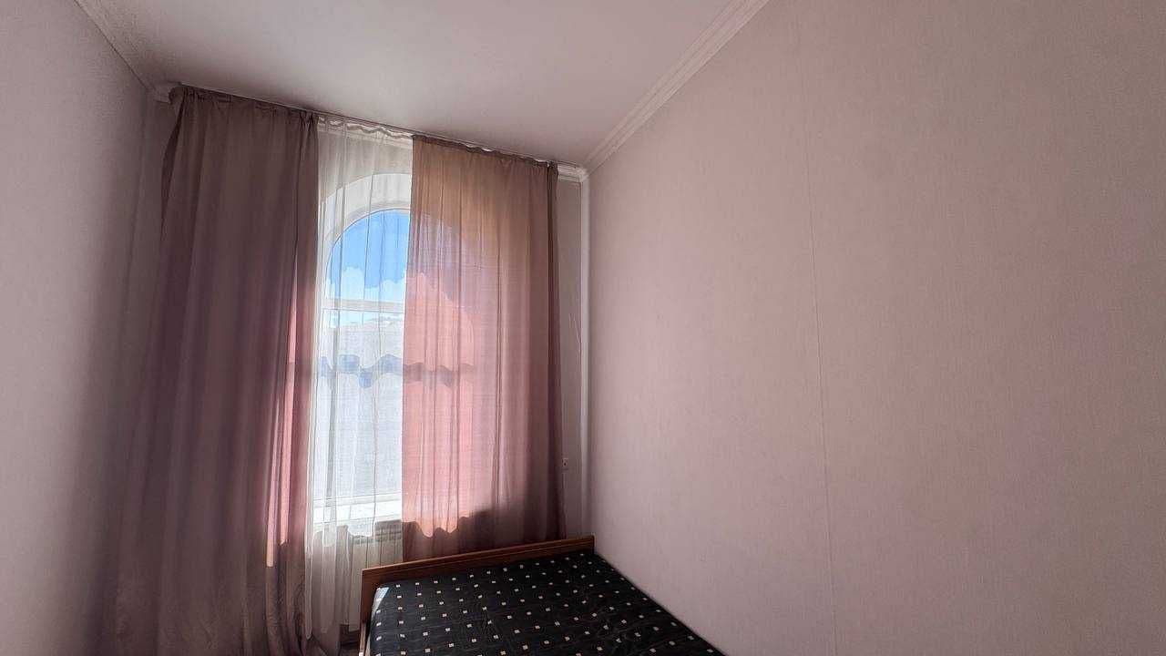 Продаж 4-кімнатної квартири, 100 м², Печерський р-н 4