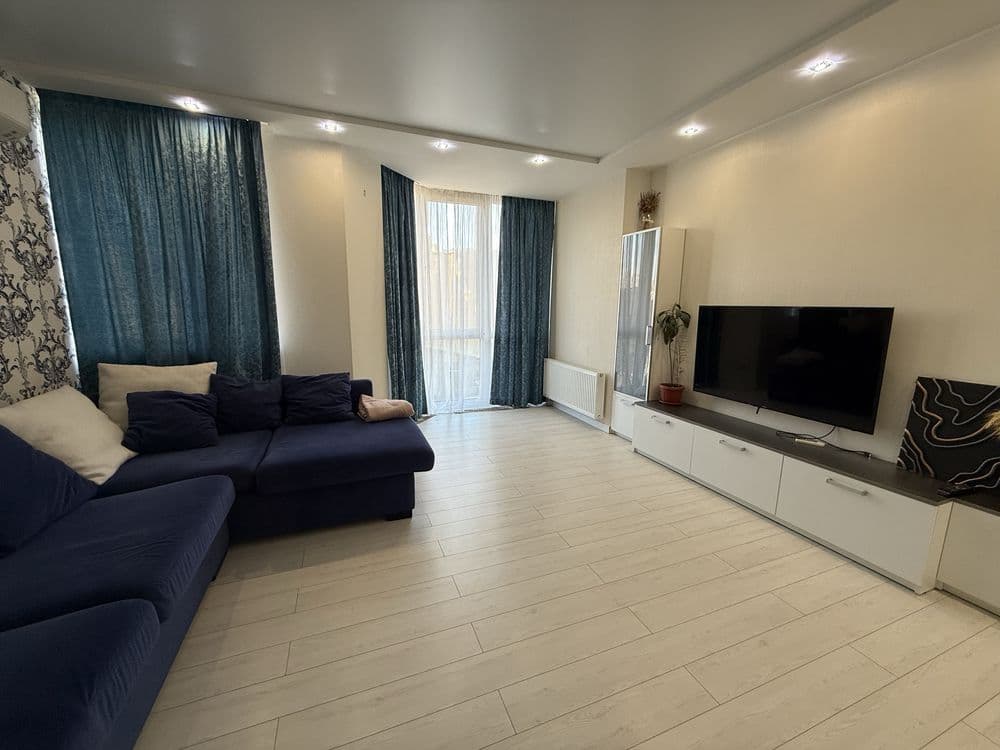 Оренда 3-кімнатної квартири, 126 м², Шевченківський р-н 4