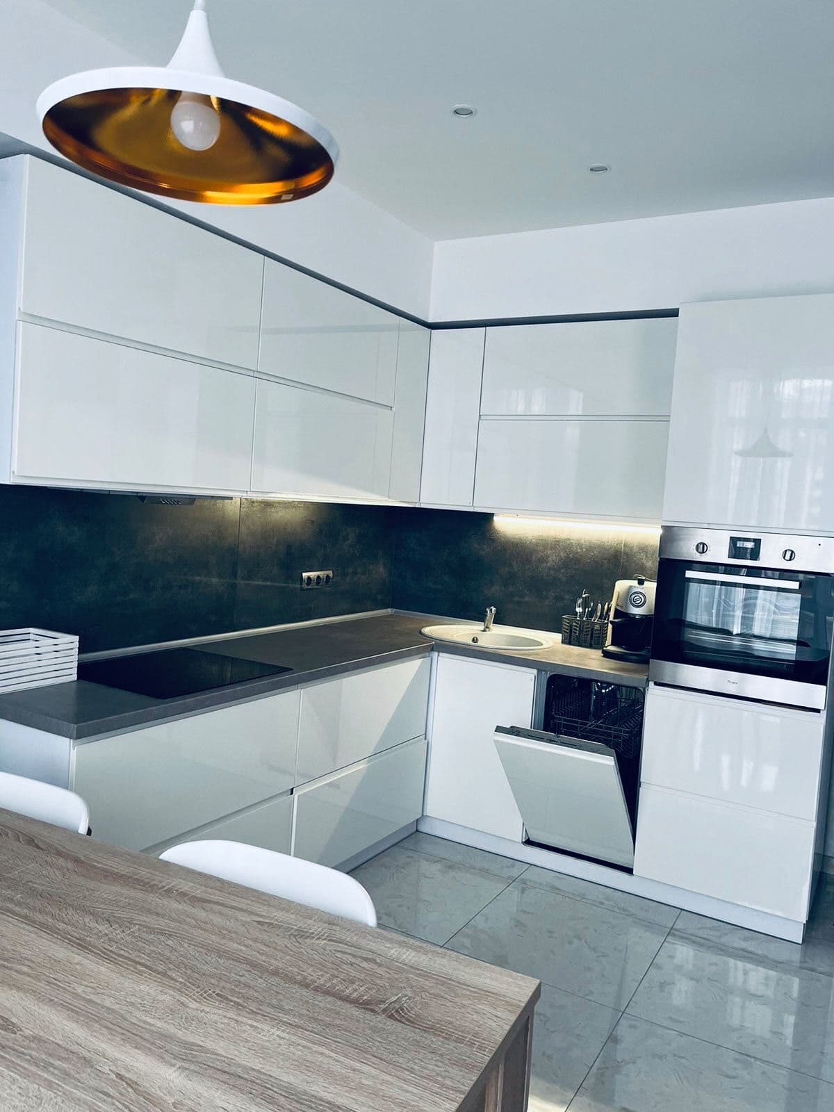 Оренда 2-кімнатної квартири, 72 м², Печерський р-н 3