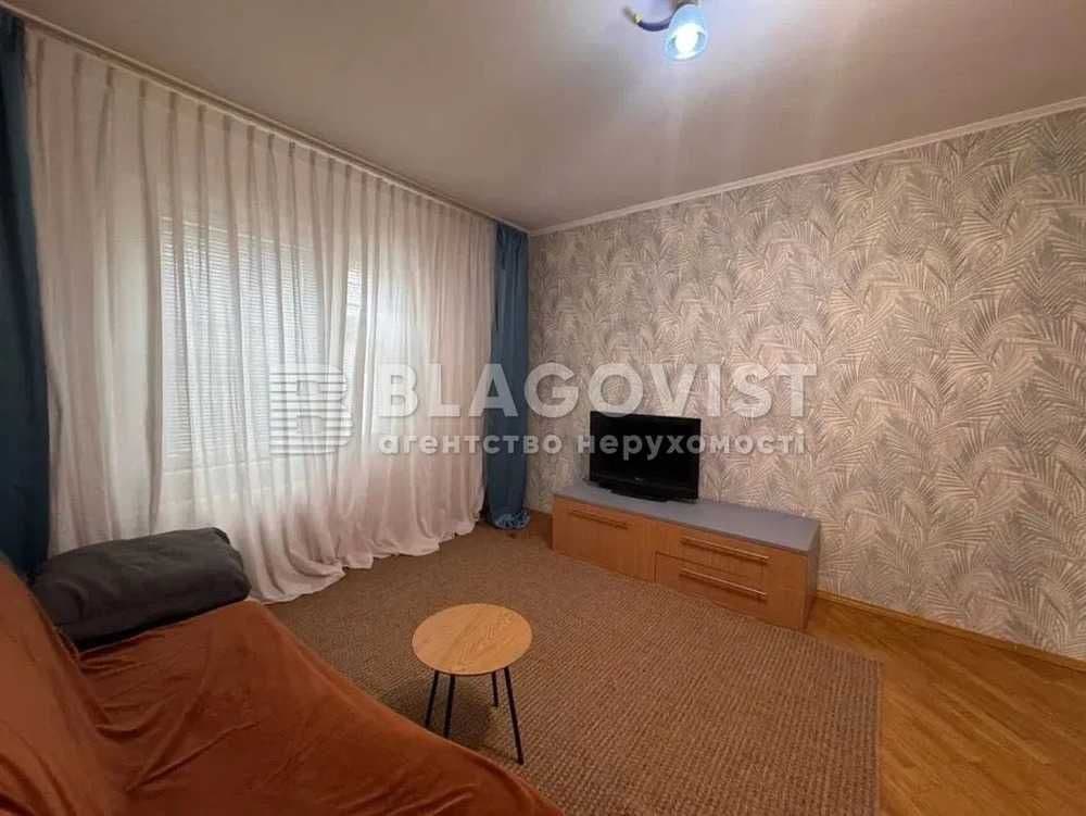 Продаж 2-кімнатної квартири, 61 м², Дарницький р-н 5