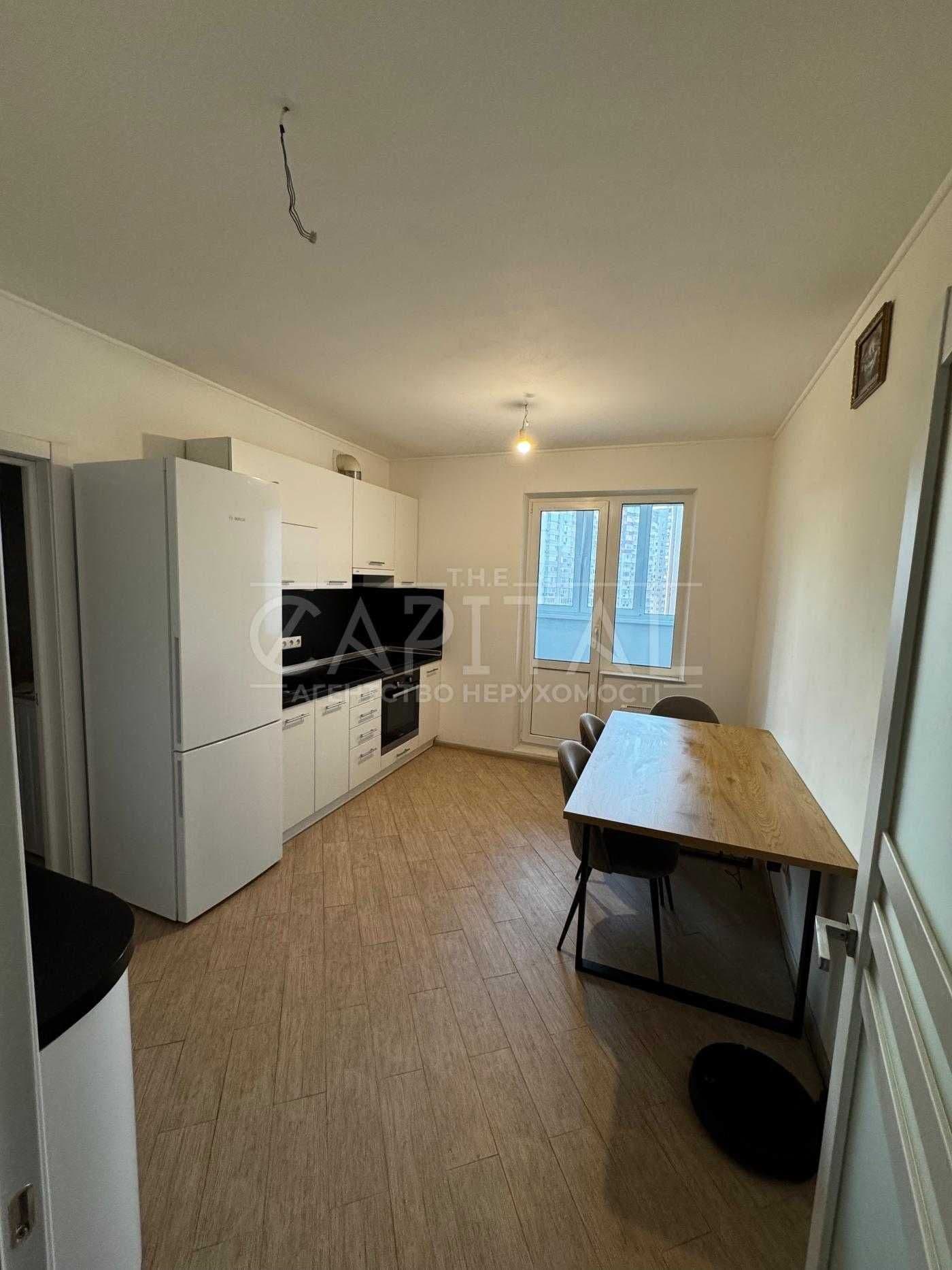 Продаж 3-кімнатної квартири, 82 м², Дарницький р-н 3