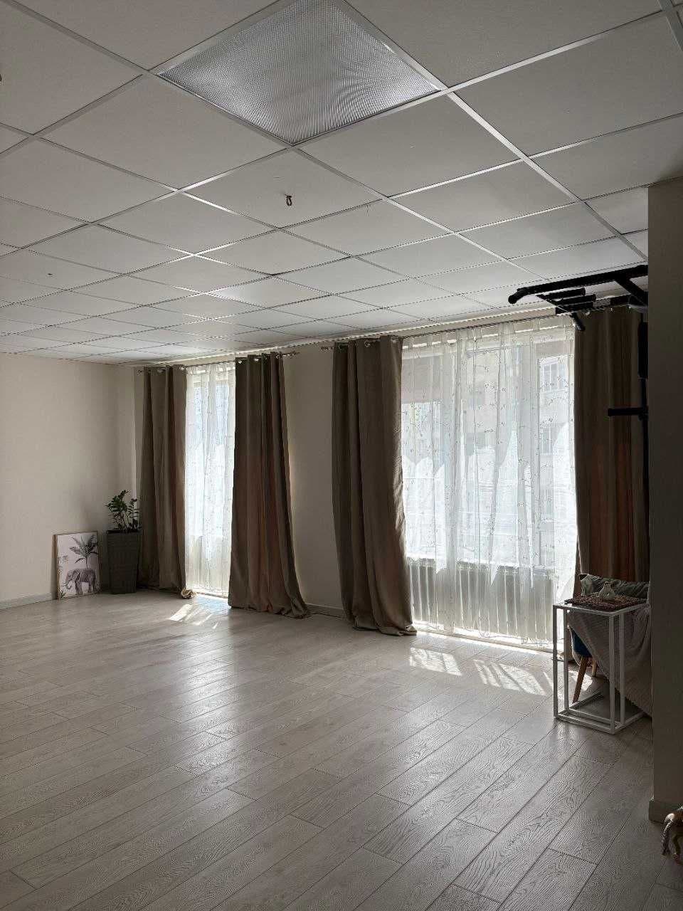 Оренда комерційного приміщення, 103 м², ЖК «Gloria Park» 2
