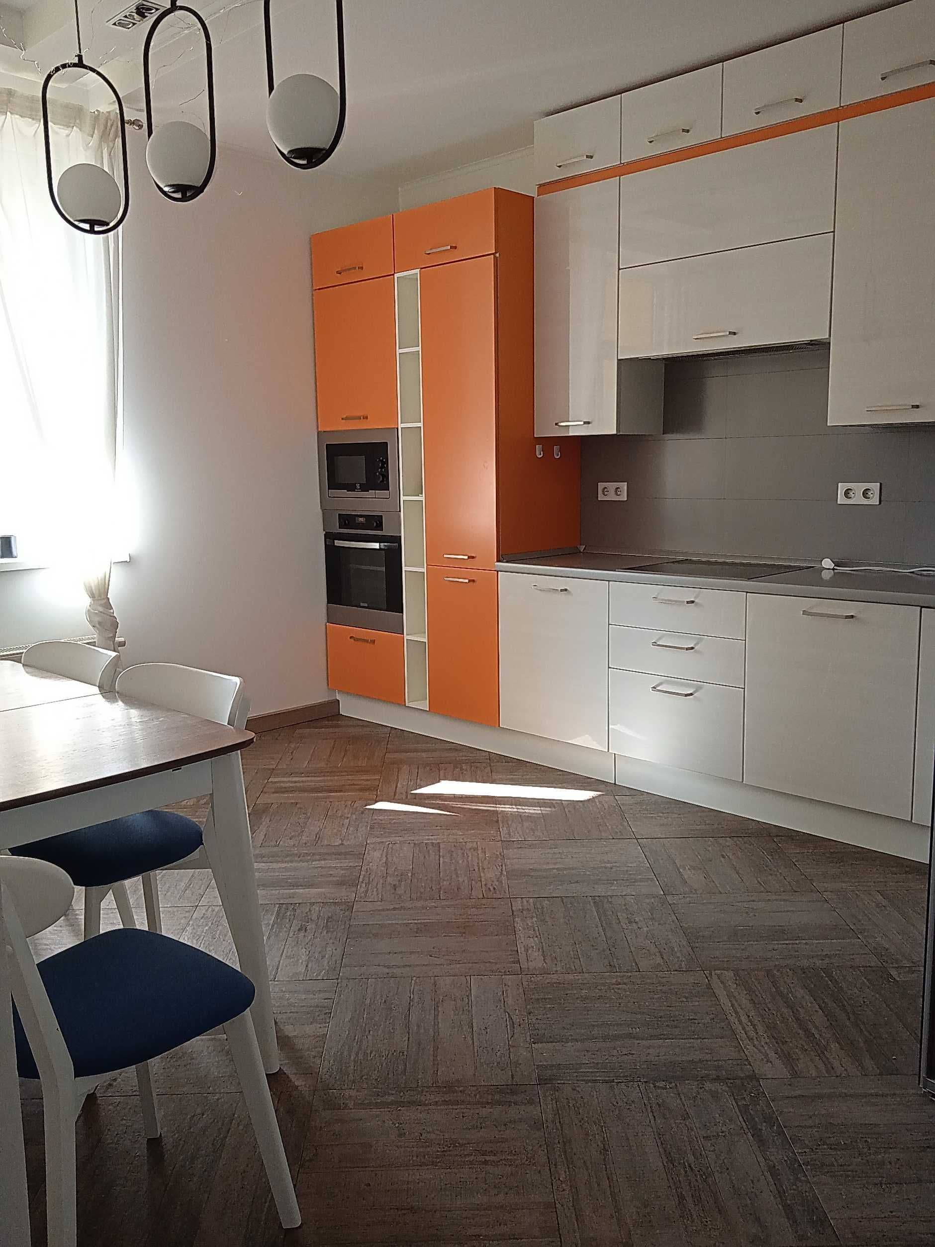 Оренда 3-кімнатної квартири, 82.5 м², Печерський р-н 4