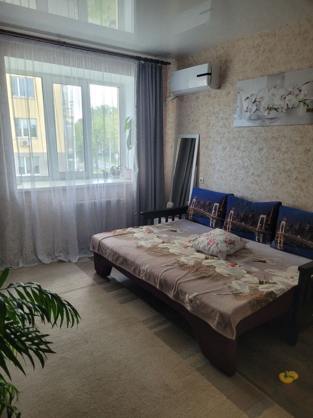 Продаж 1-кімнатної квартири, 41.5 м², Дарницький р-н 3