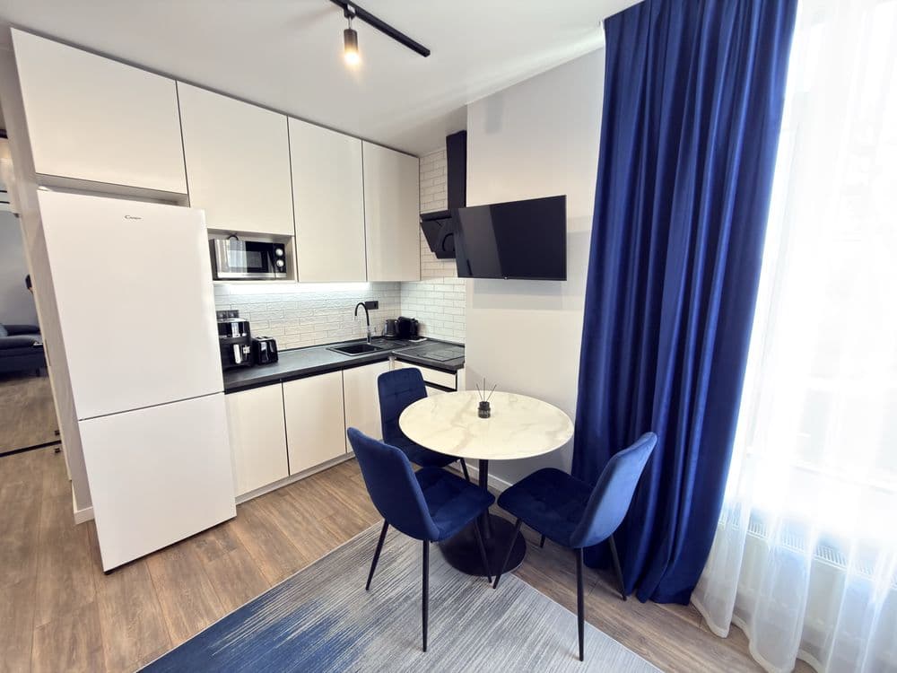 Оренда 1-кімнатної квартири, 38 м², Печерський р-н 4