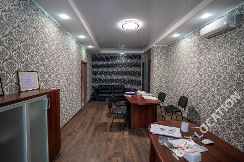 Оренда комерційного приміщення, 117 м², Дарницький р-н 2