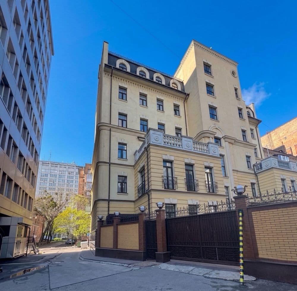 Продаж 2-кімнатної квартири, 55 м², Печерський р-н 4