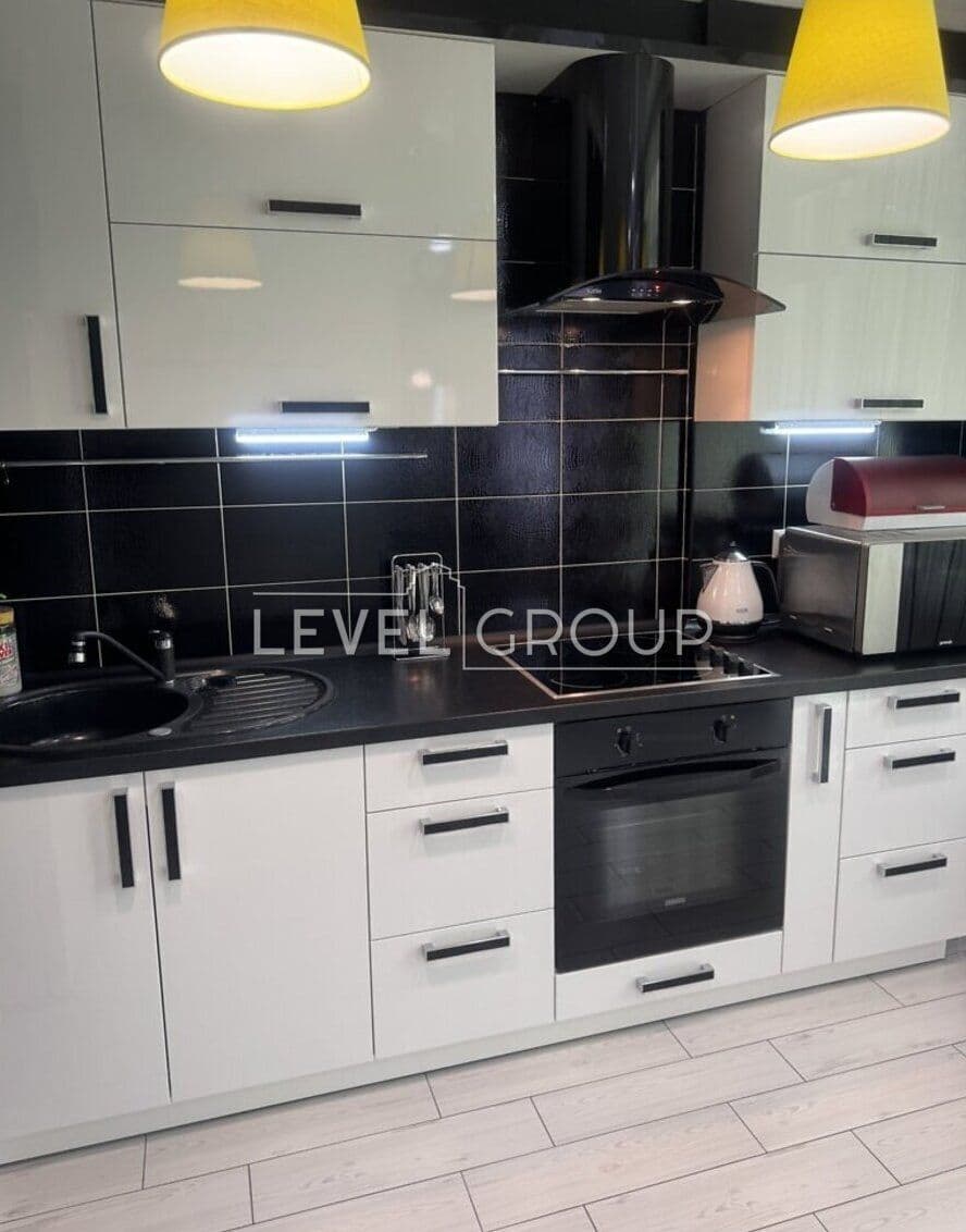 Продаж 1-кімнатної квартири, 37 м², Голосіївський р-н 3